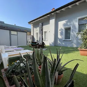 https://appartamento-moderno-e-riservato.it-lombardy.com